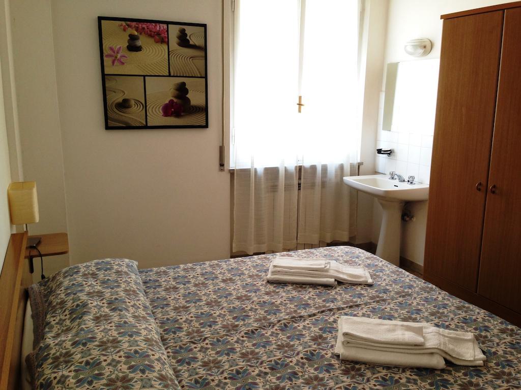 Albergo La Neigra 东塞斯特里 外观 照片